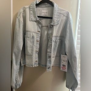 NWT Celebrity Pink Cropped Denim Jacket